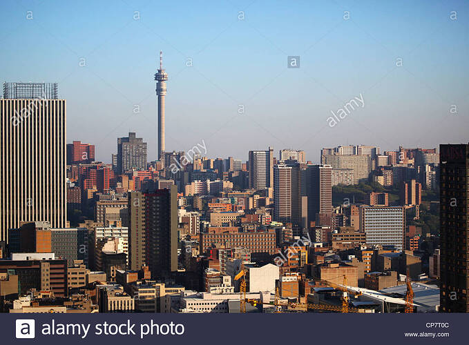 johannesburg-skyline-and-hillbrow-tower-CP7T0C