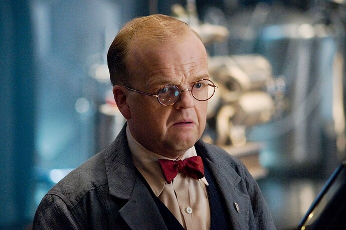 since-it-is-a-thing-can-we-discuss-toby-jones-as-arnold-v0-bi91xp2e3g5b11